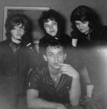 photo taken just before show at Kennywood Amusement Park